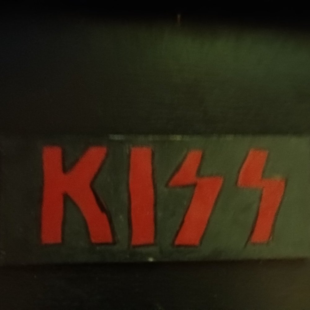 KISS HANDMADE WOOD  BURNED PLAQUE